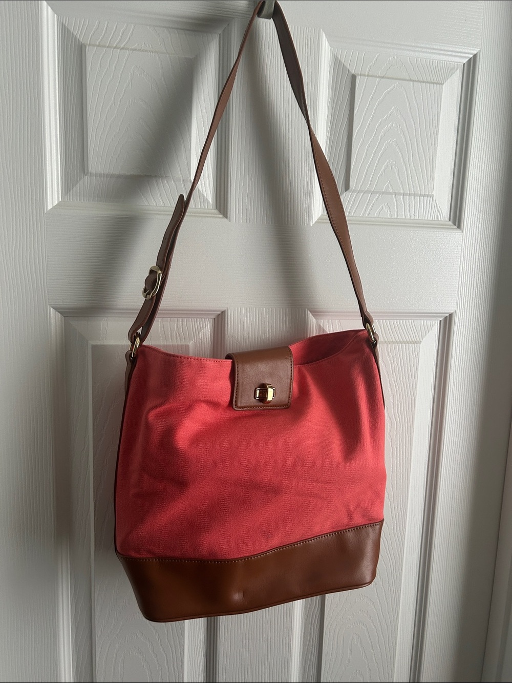 Classic Women's Canvas Shoulder Bag in Coral and Brown